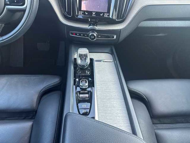 Volvo XC60 Inscription AWD B4 Hybrid-Diesel Allrad Navi Leder digitales Cockpit Memory Sitz